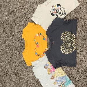4 t-shirts - 5T